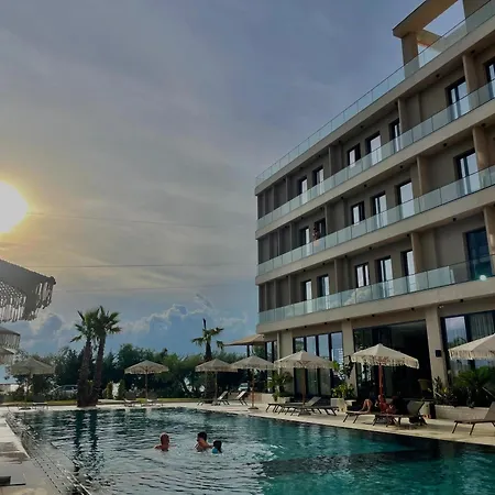 Tris3 Hotel
