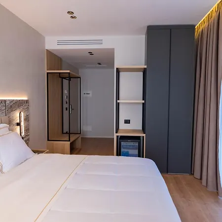 Hotel Tris3