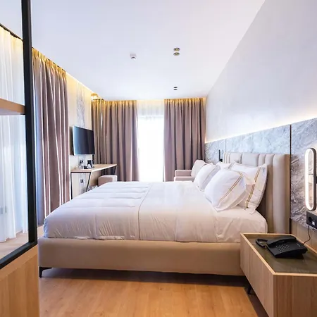 Hotel Tris3 Radhime
