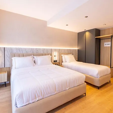 Hotel Tris3 4*