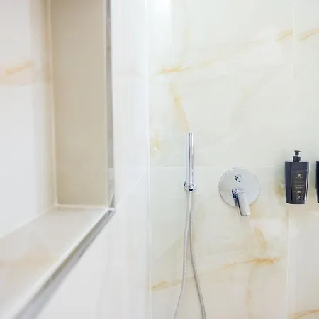 Hotel Tris3 4*