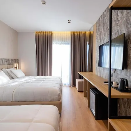 Hotel Tris3 Radhimë